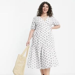 ASOS Curve | Size 22 | White tiered dress with black eyelets